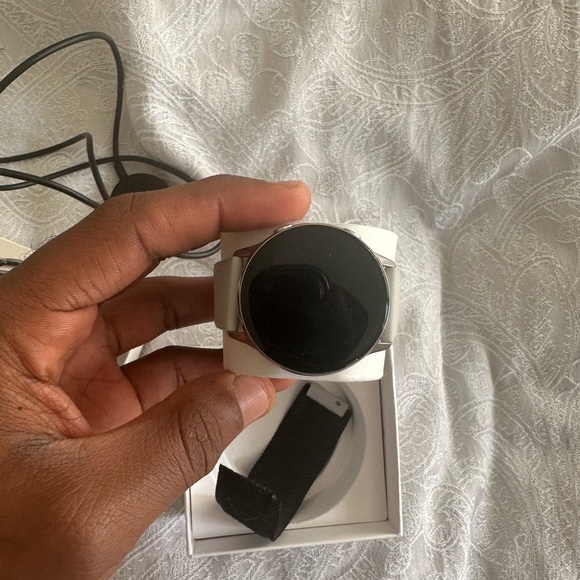 Samsung smart watch - Picture 6 of 8